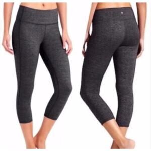 Athleta Women’s S Space Dye Gray Capri Crop Leggings Athleisure Athletic 138356